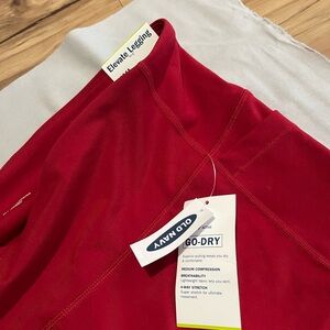 Old navy elevate leggings!